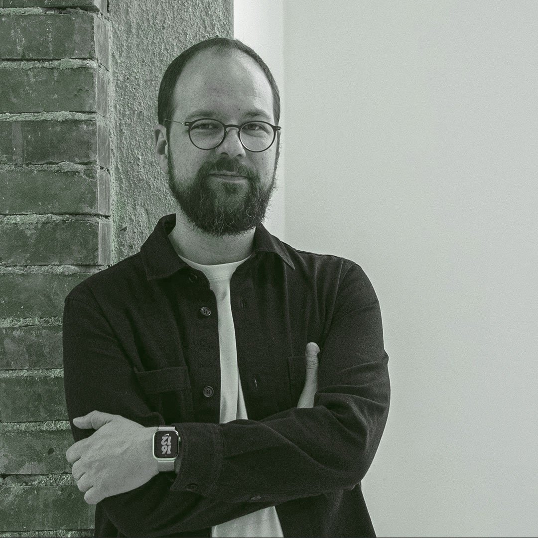 Crafting-Brand-Identities-Through-Generative-Design